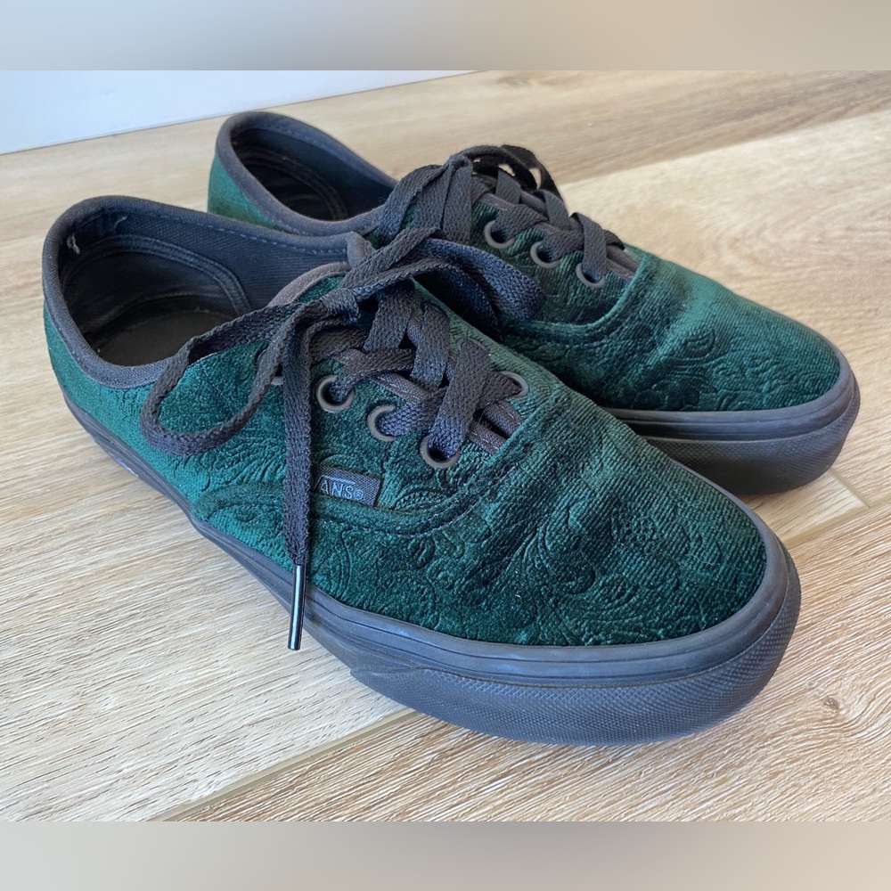 Vans Authentic Velvet Jungle Green Black Women Size 5 Men size 3.5